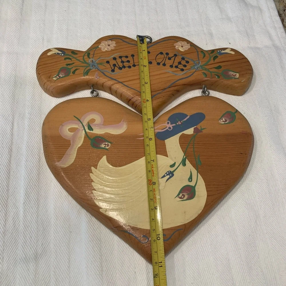 Vintage Primitive Country Wooden Welcome Sign with Swan Design